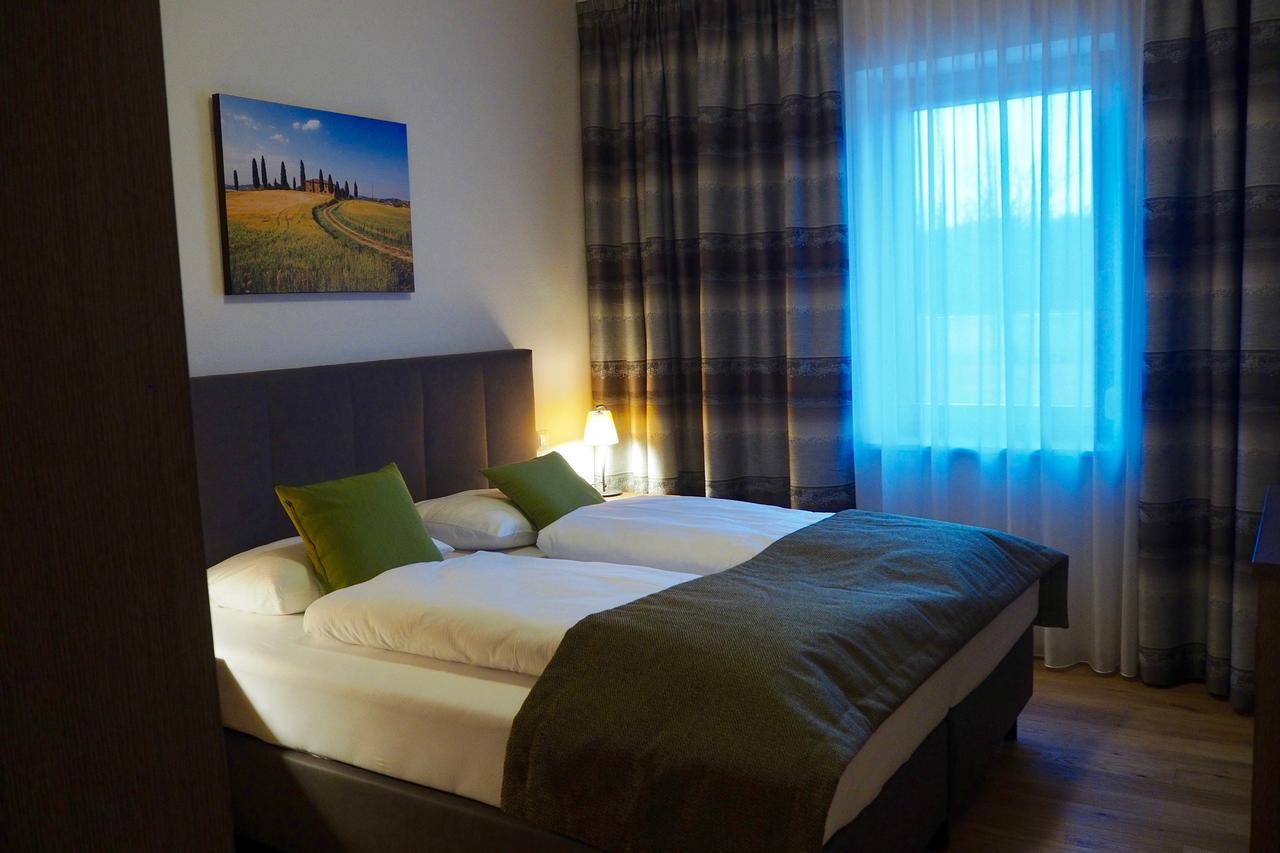 Mattone Aparthotel Lanzenkirchen Exteriör bild
